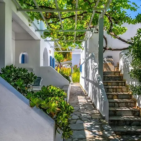 Coralli Seaside Prázdninový areál Livadakia