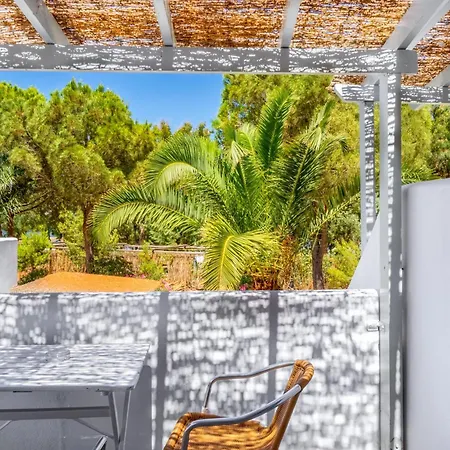 Coralli Seaside Holiday park Livadakia