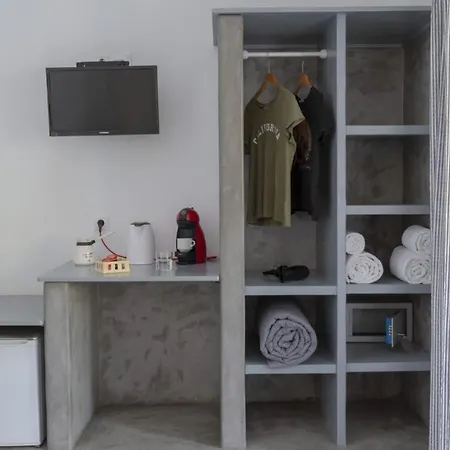 Coralli Seaside 2* Livadakia