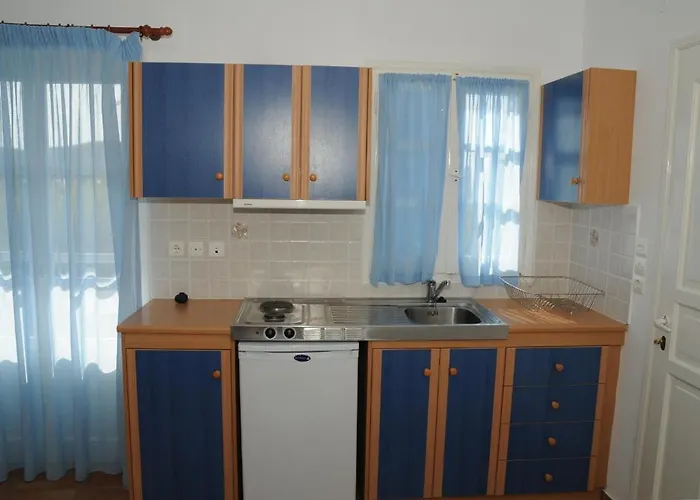 Coralli Seaside 2* Ливадакия