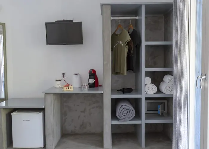 Coralli Seaside 2* Ливадакия